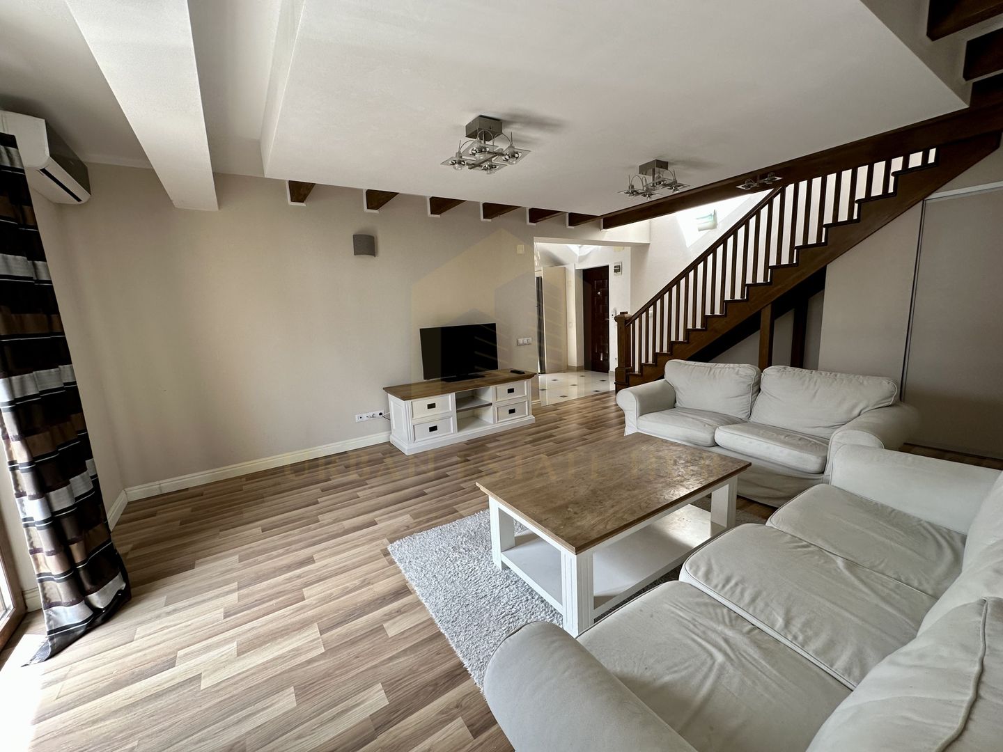 Vanzare apartament 4 camere, zona Grand Hotel Italia - Poză 3