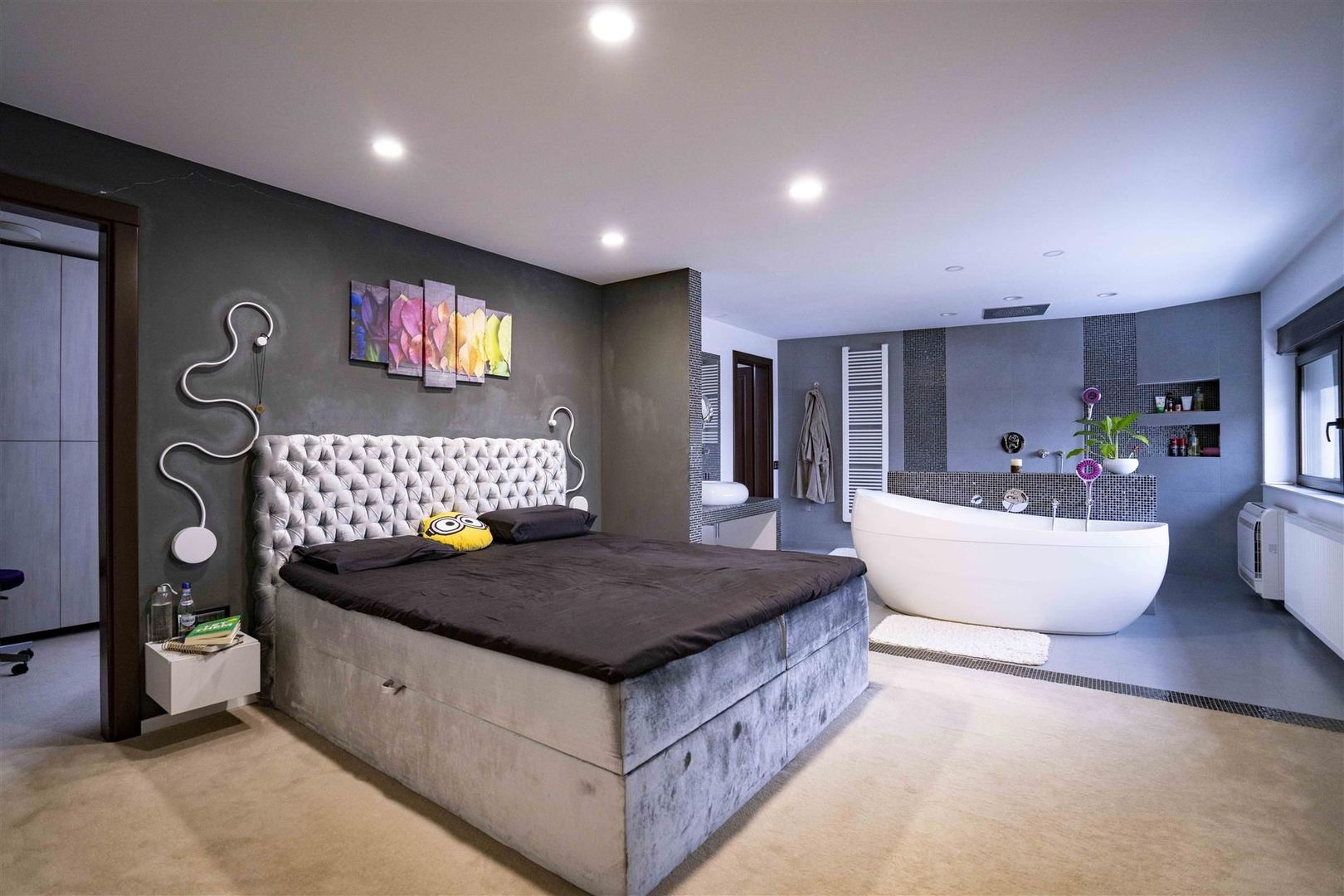 Vila 4 dormitoare garaj Ultracentral - Poză 1