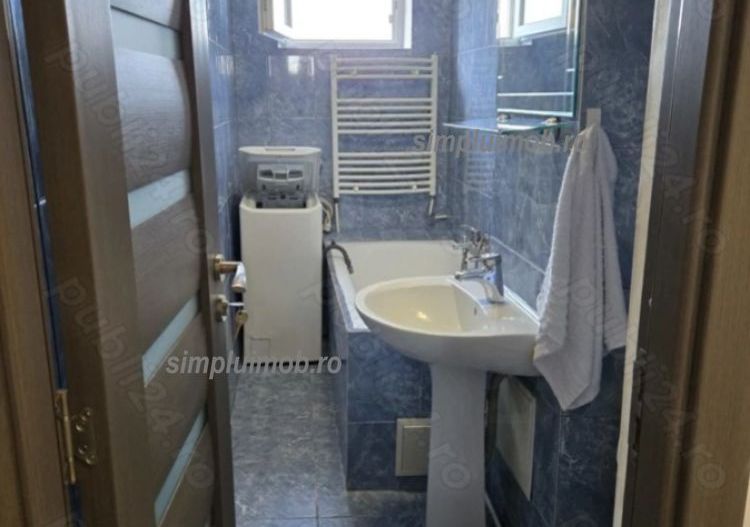 Decomandata garsoniera renovata mobilata - Poză 8