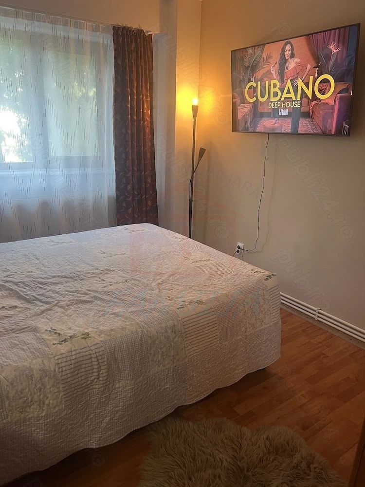 Apartament cu 2 camere de vânzare, Micro 16, etaj 2 - Poză 1