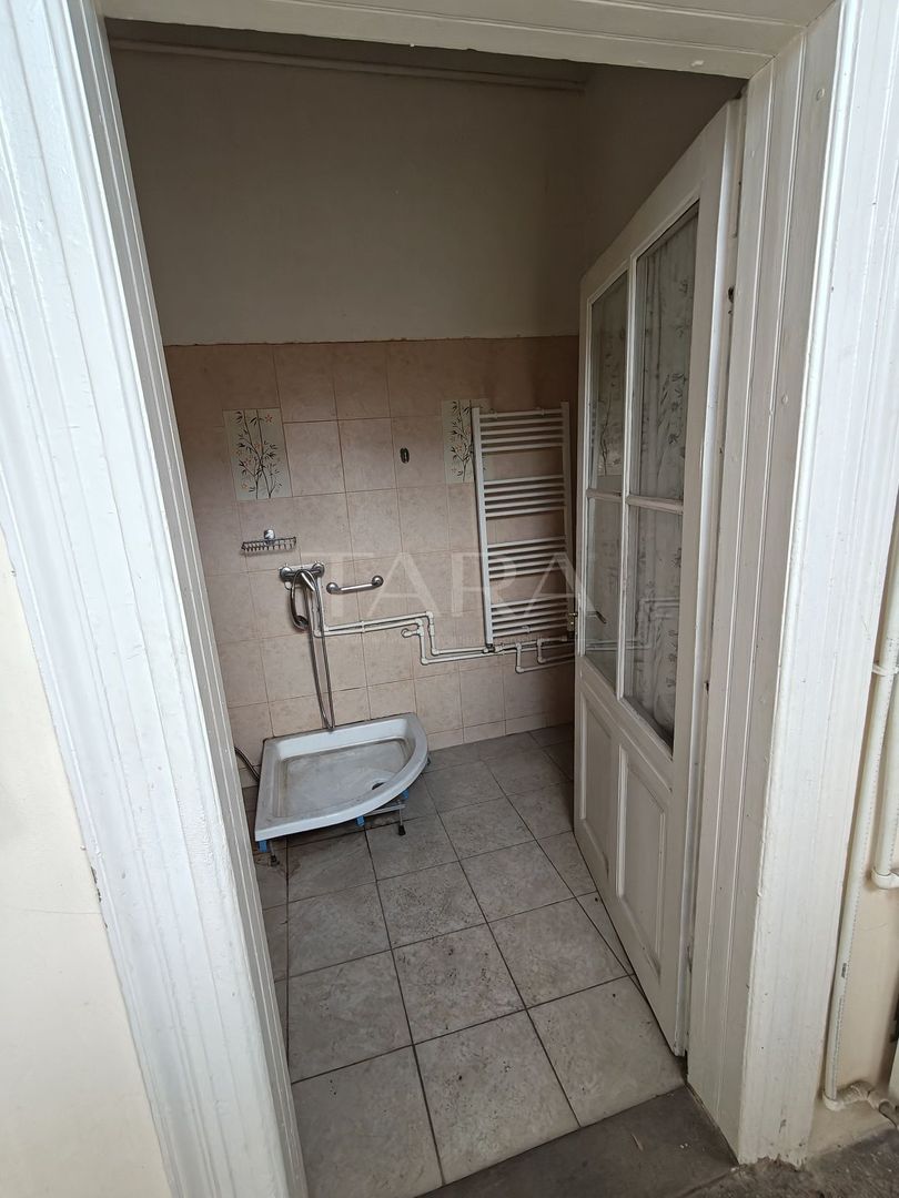 Apartament 2 camere in Centru, zona Platinia - Poză 7