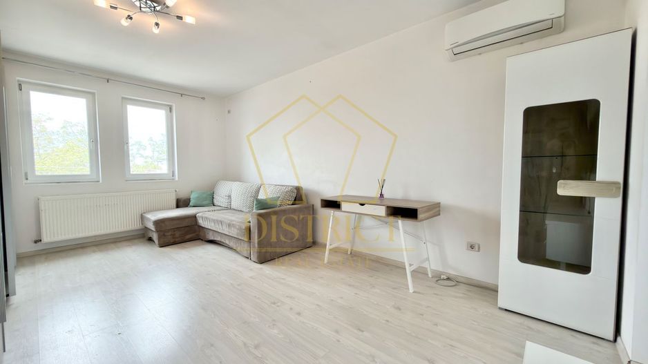 Apartament cu 2 camere mobilat, decomandat la etajul 2 in Giroc la asfalt. - Poză 5