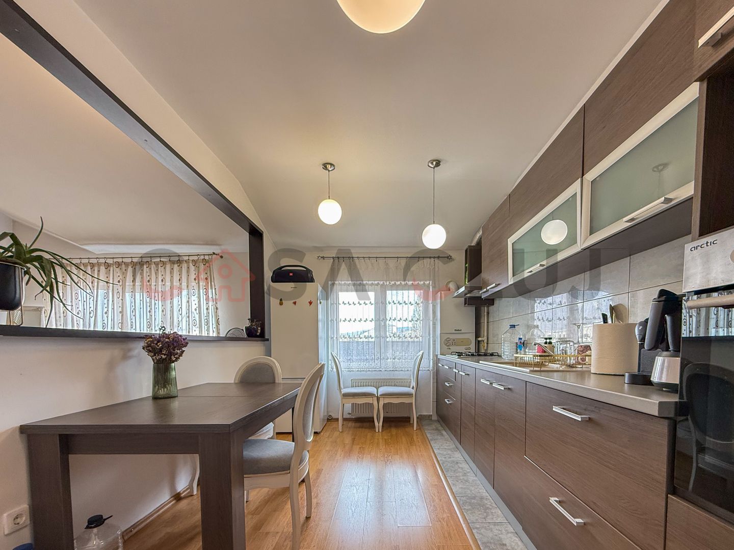 Apartament cu 2 camere, vedere panoramica, Andrei Muresanu - Poză 2