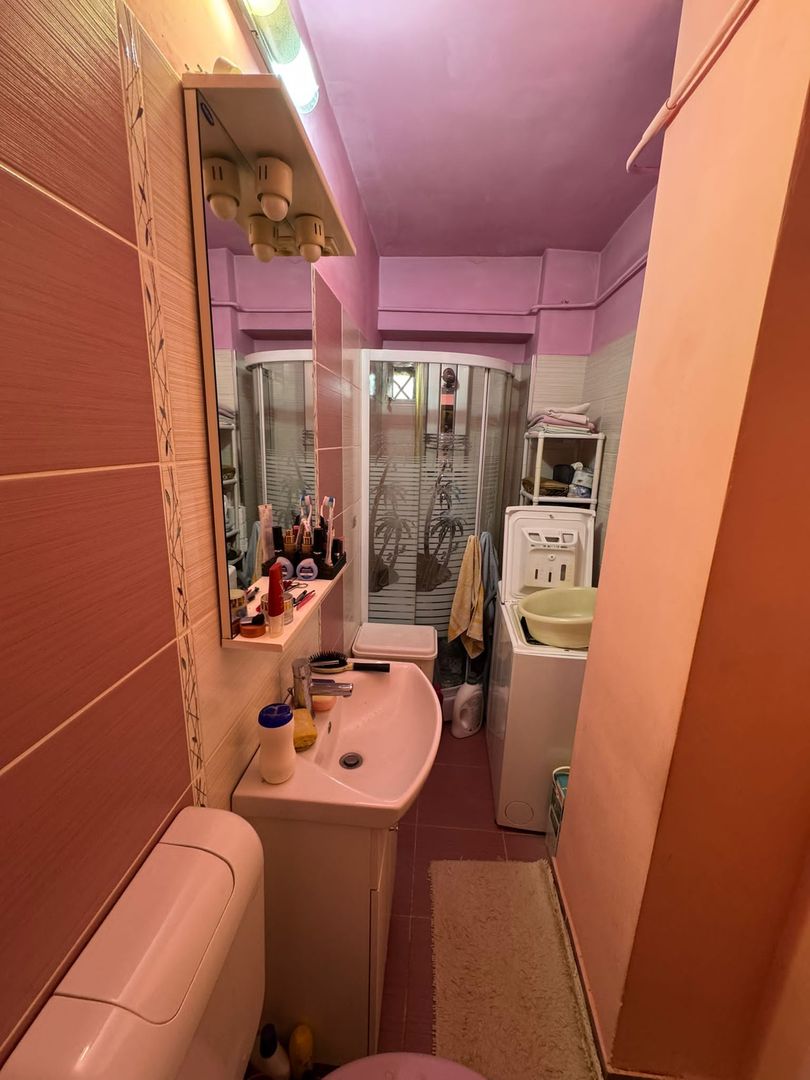 Decomandat si spatios - Poză 9