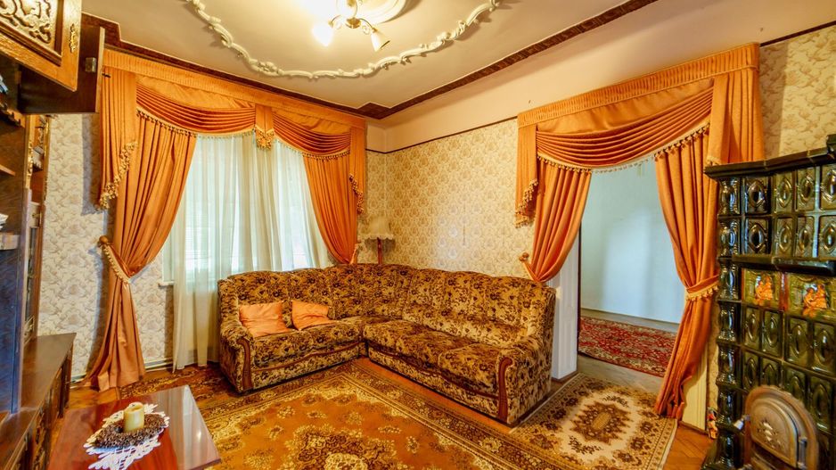 Casă cu teren 1674 mp - Poză 13