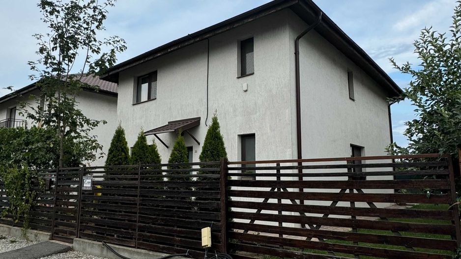 Casă de închiriat Odai-Otopeni| curte 300 mp | panouri fotovoltaice - Poză 2