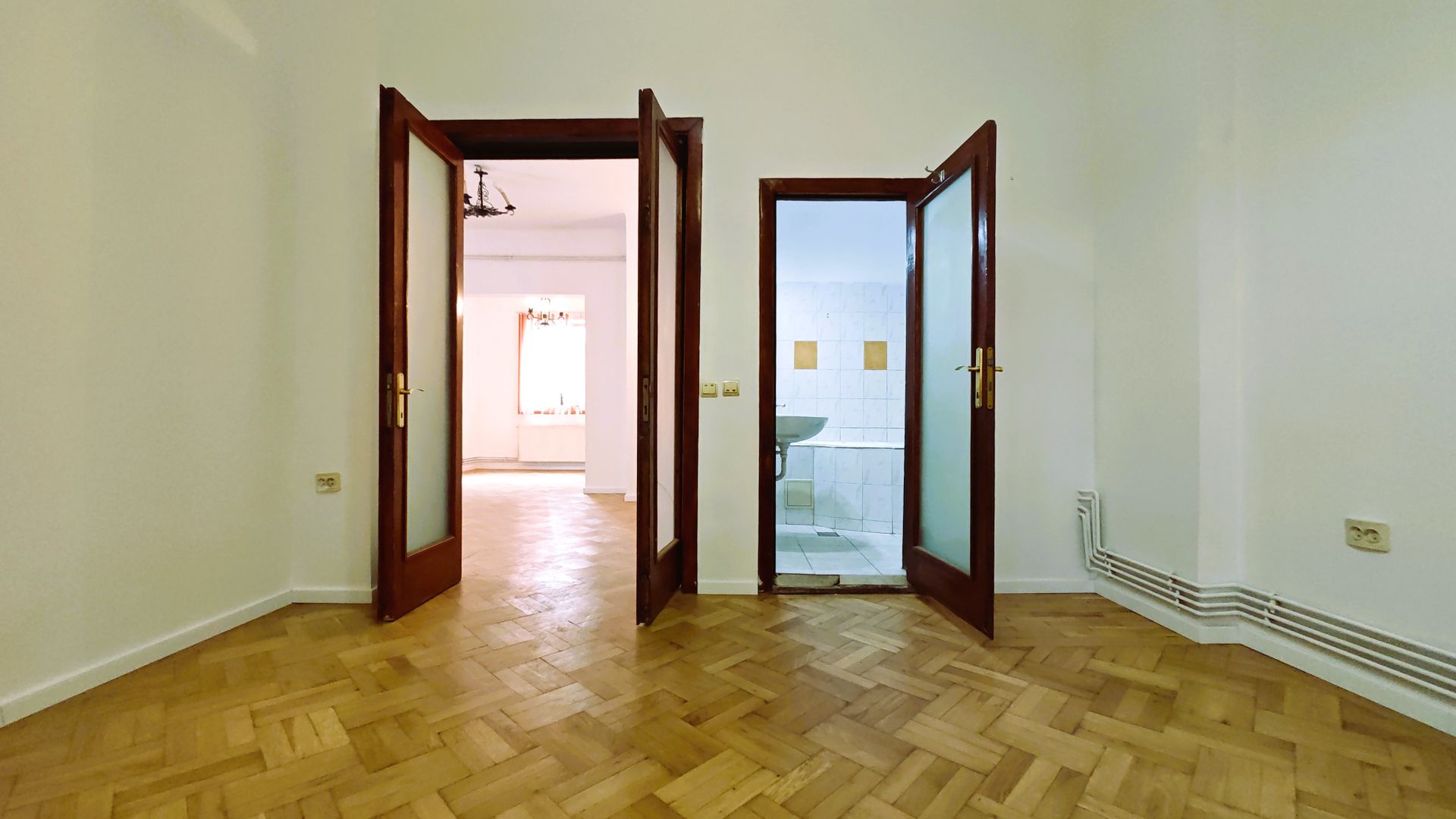 Vanzare apartament 3 camere in vila Cotroceni, langa Palatul Cotroceni, statuia - Poză 11