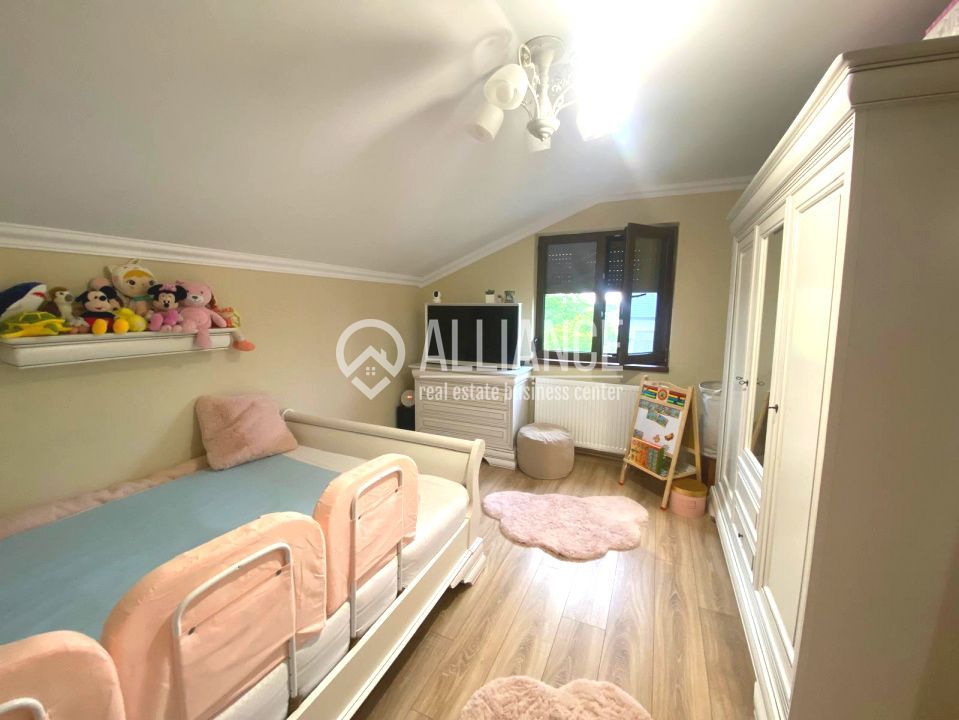 Valu lui Traian(COD 07) - Casă P+M  5 camere zona Penny - Poză 11