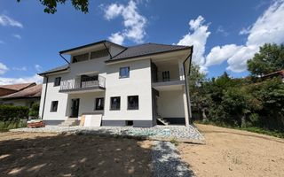 Vilă spațioasă în centrul Cisnădioarei, teren generos 1300 mp, finalizată 2025 - Poză 1