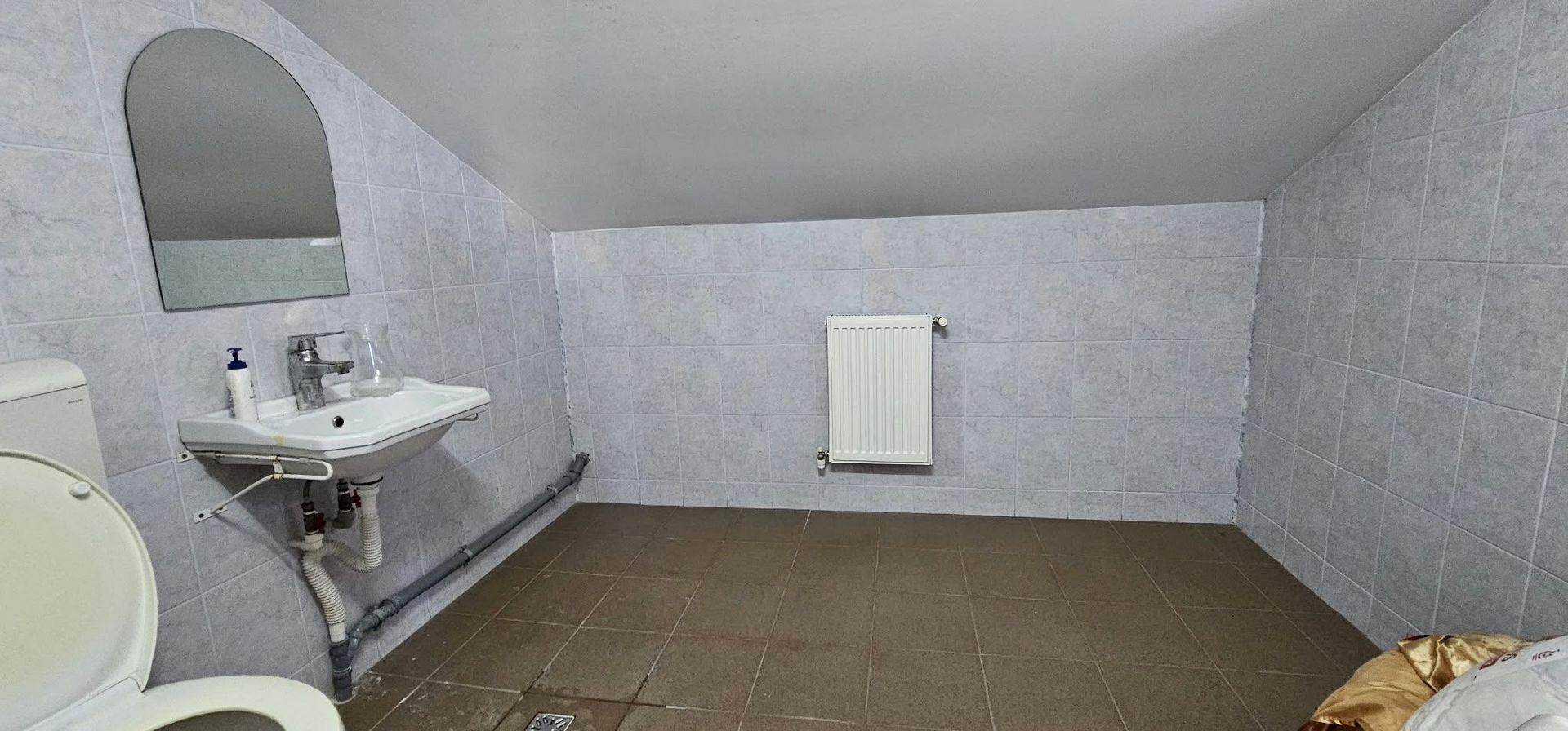 Spațiu - apartament 5 camere de închiriat – 160 mp - Micro 20 – zona BKO - Poză 16