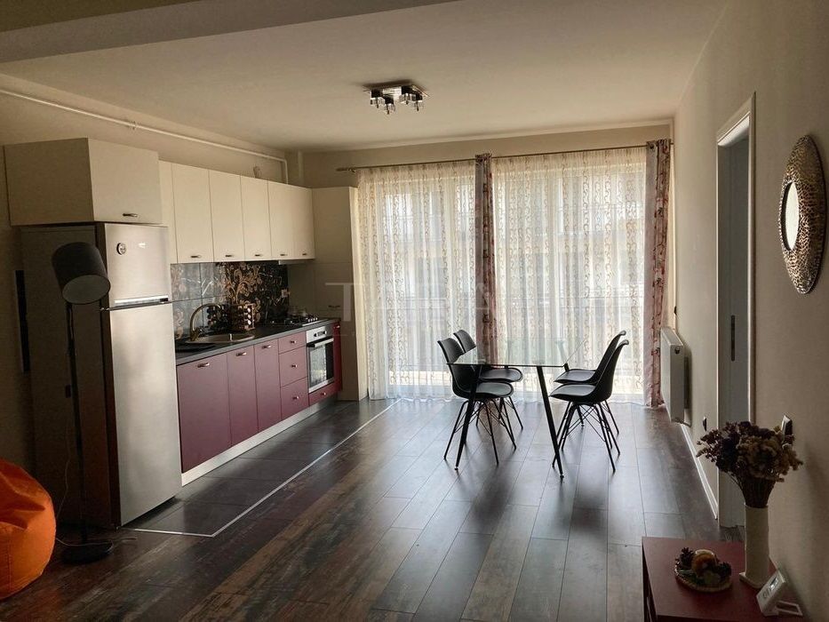 Apartament modern cu 2 camere și parcare subterană, zona VIVO. - Poză 2