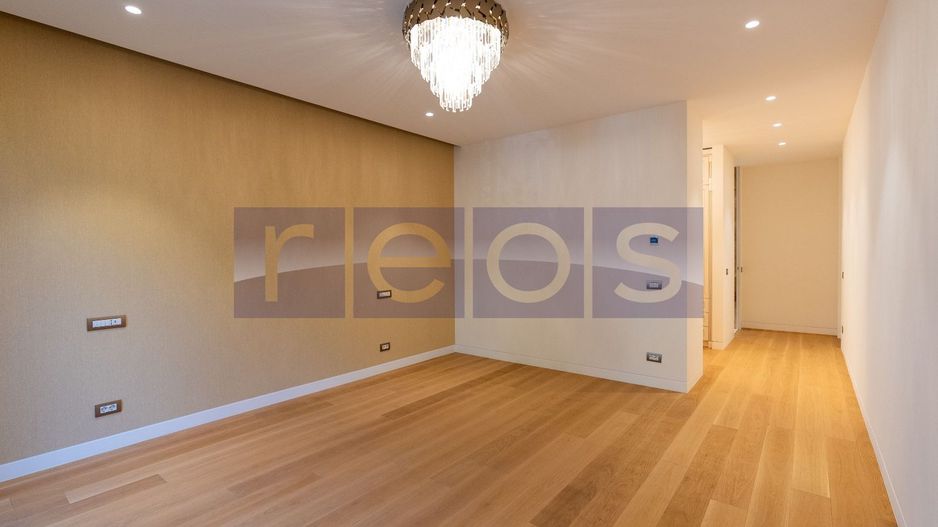 APARTAMENT ZAMBACCIAN PREMIUM | 200 MP 4 CAMERE| LOC PARCARE - Poză 3