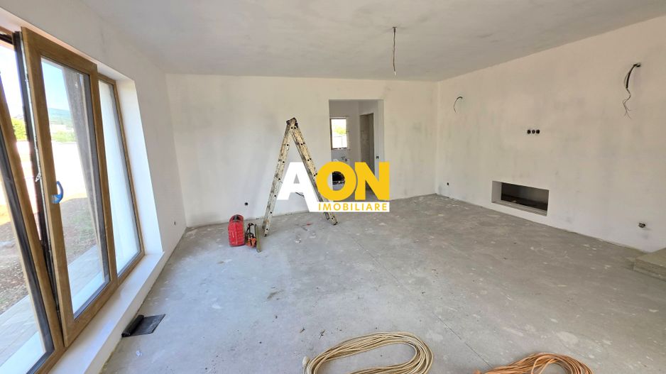 Casă premium, semifinisată, 5 camere, 3 băi, 411 mp teren, Cetate - Poză 5