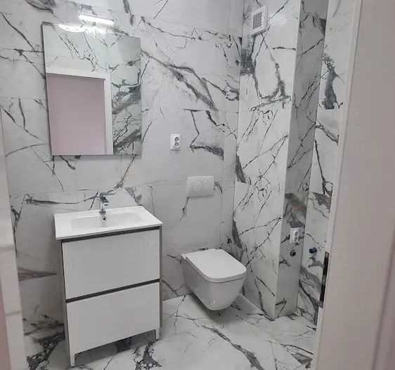 Apartament de vanzare 2 camere, etaj intermediar, terasa, garaj - Poză 3