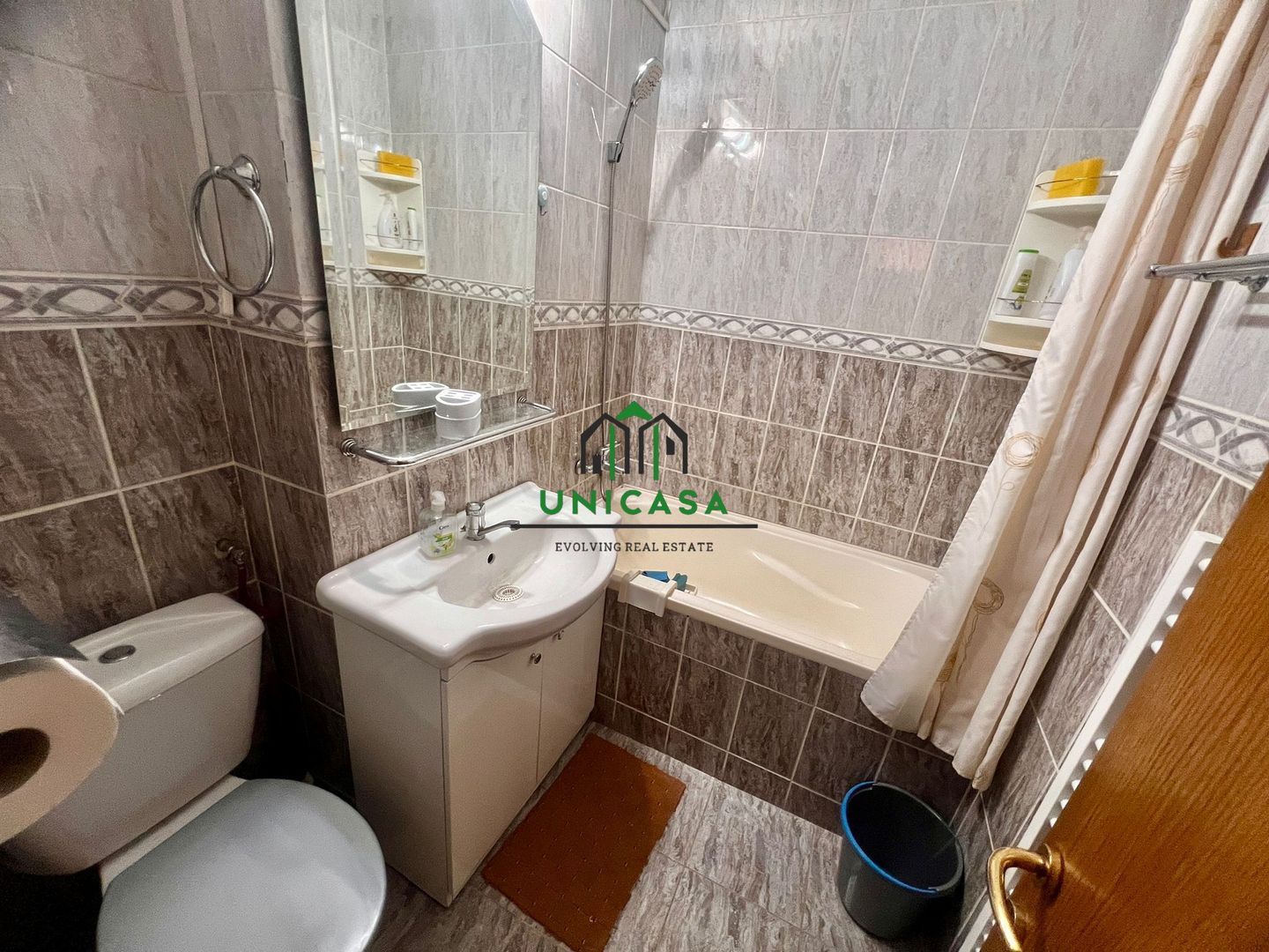 Apartament 4 cam/De inchiriat/1Mai - Poză 13