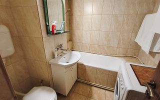 Apartament 3 camere situat în centrul orașului Târgu Jiu, pe pietonală - Poză 6