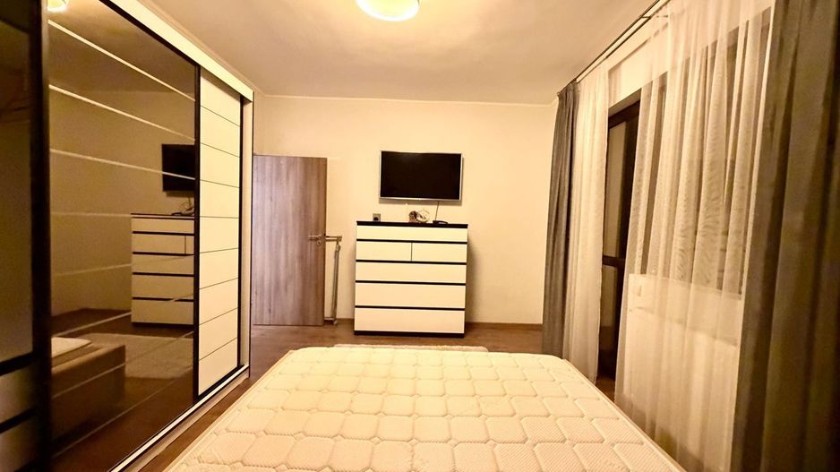 Apartament 2 cam decomandat • Metrou Leonida • Loc de parcare - Poză 8