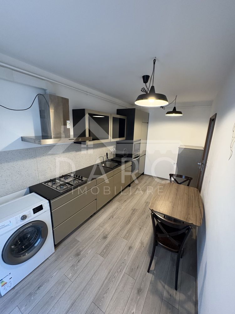 Vand apartament 2 camere - Poză 4