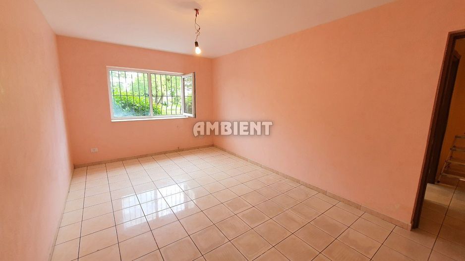 Apartament 3 camere, parter, zona DECEBAL; - Poză 2