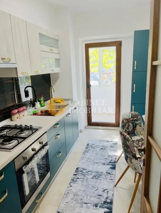 3 camere spațioase, 2 băi, balcon mare – zonă centrală excelentă! - Poză 5