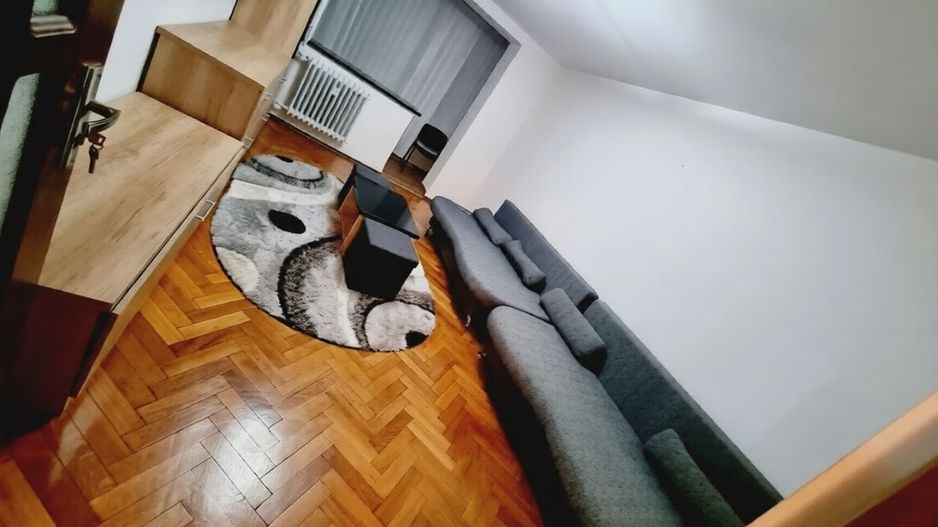 Apartament 2 camere decomandat, etaj 2, zona Calea București - Poză 9