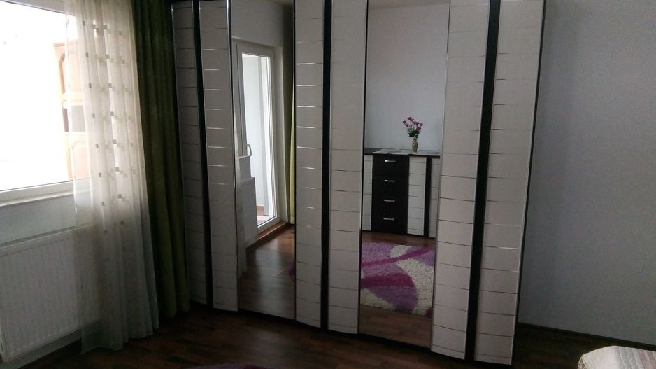 Se inchiriaza apartament spatios amenajat modern  1 Mai ( Ion Mihalache) - Poză 3
