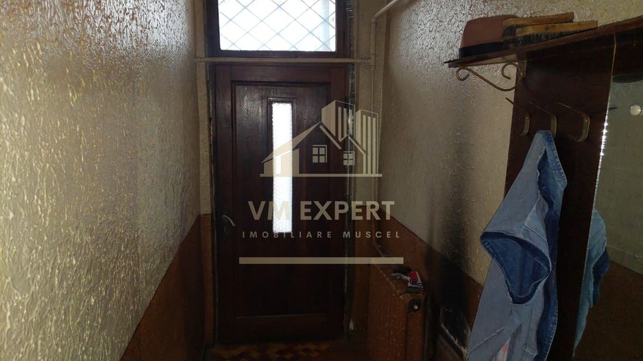 VILA 6 CAMERE, TEREN 300 MP, CAMPULUNG - Poză 9