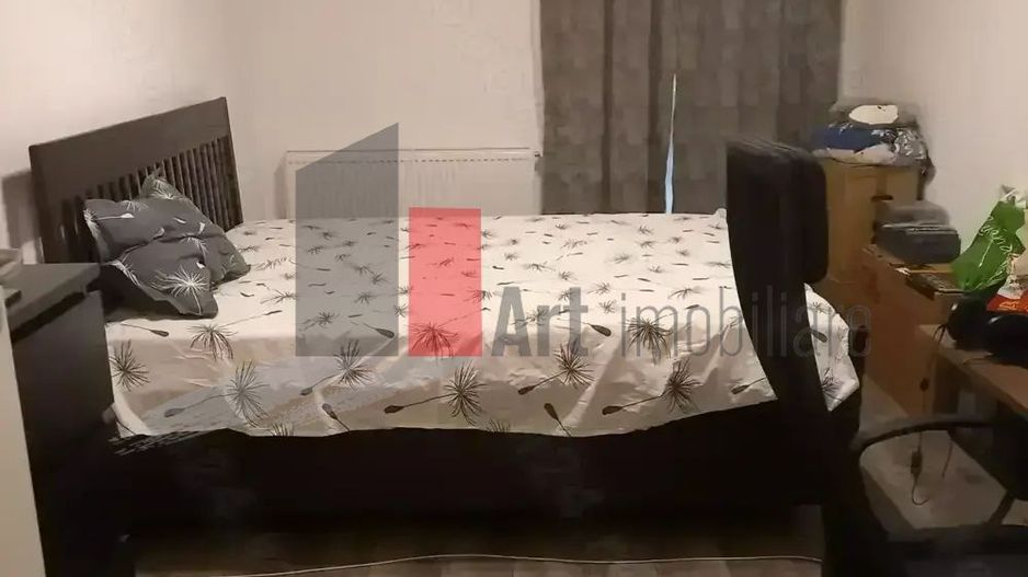 Vânzare apartament 3 camere decomandat cu centrală Str.Turnu Măgurele - Hornbach - Poză 1