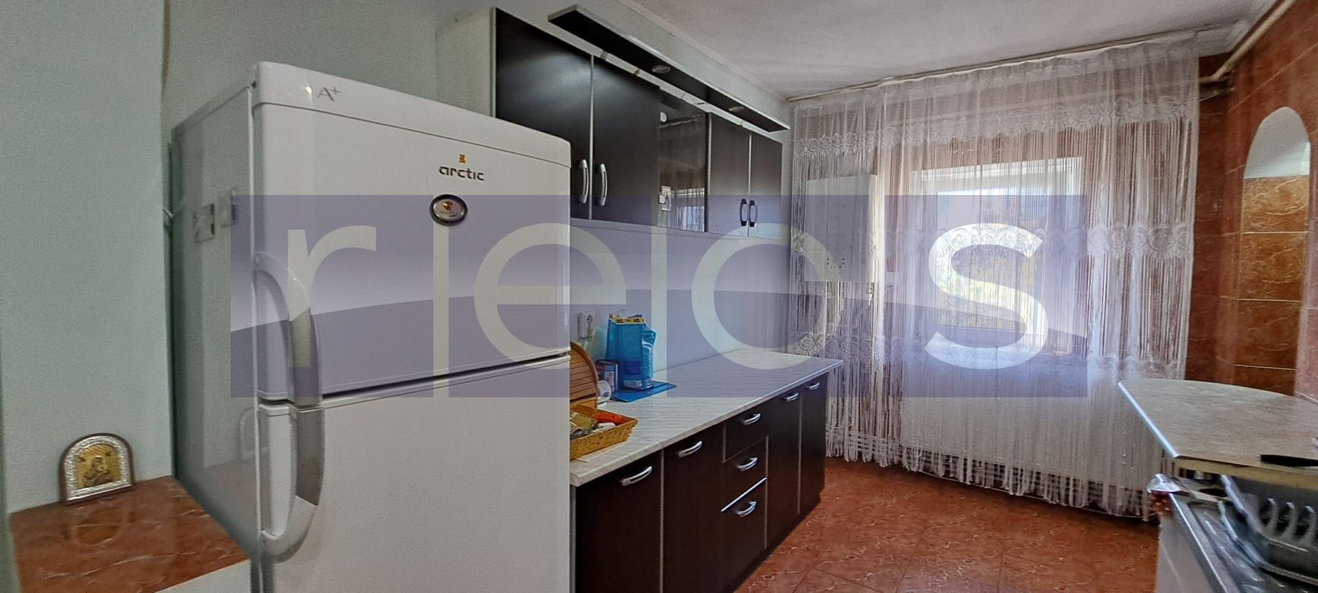 VANZARE 4 CAMERE | 99MP | DECOMANDAT | 2 BAI | CENTRALA | ROSIORI DE VEDE - Poză 8