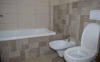 Apartament 3 camere Burdujeni/Suceava - Poză 14