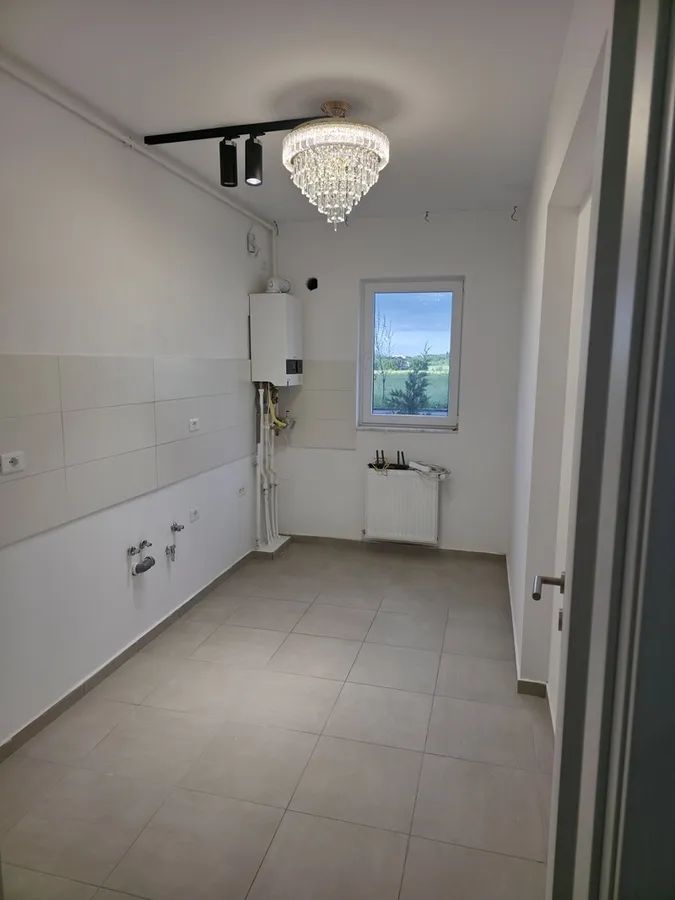 Apartament nemobilat, zona Prelungire Ghencea + 2 locuri de parcare - Poză 9