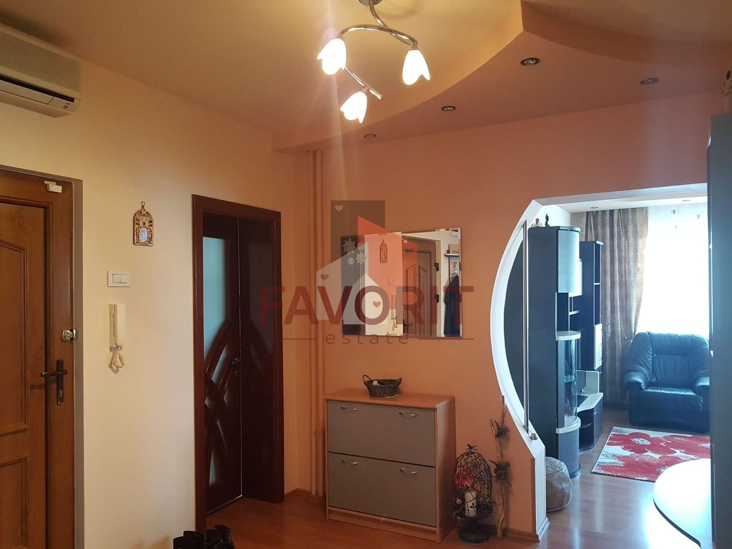 3 camere decomandat | mobilat | zona centrala | 2 bai | etaj 3 | boxa subsol - Poză 8