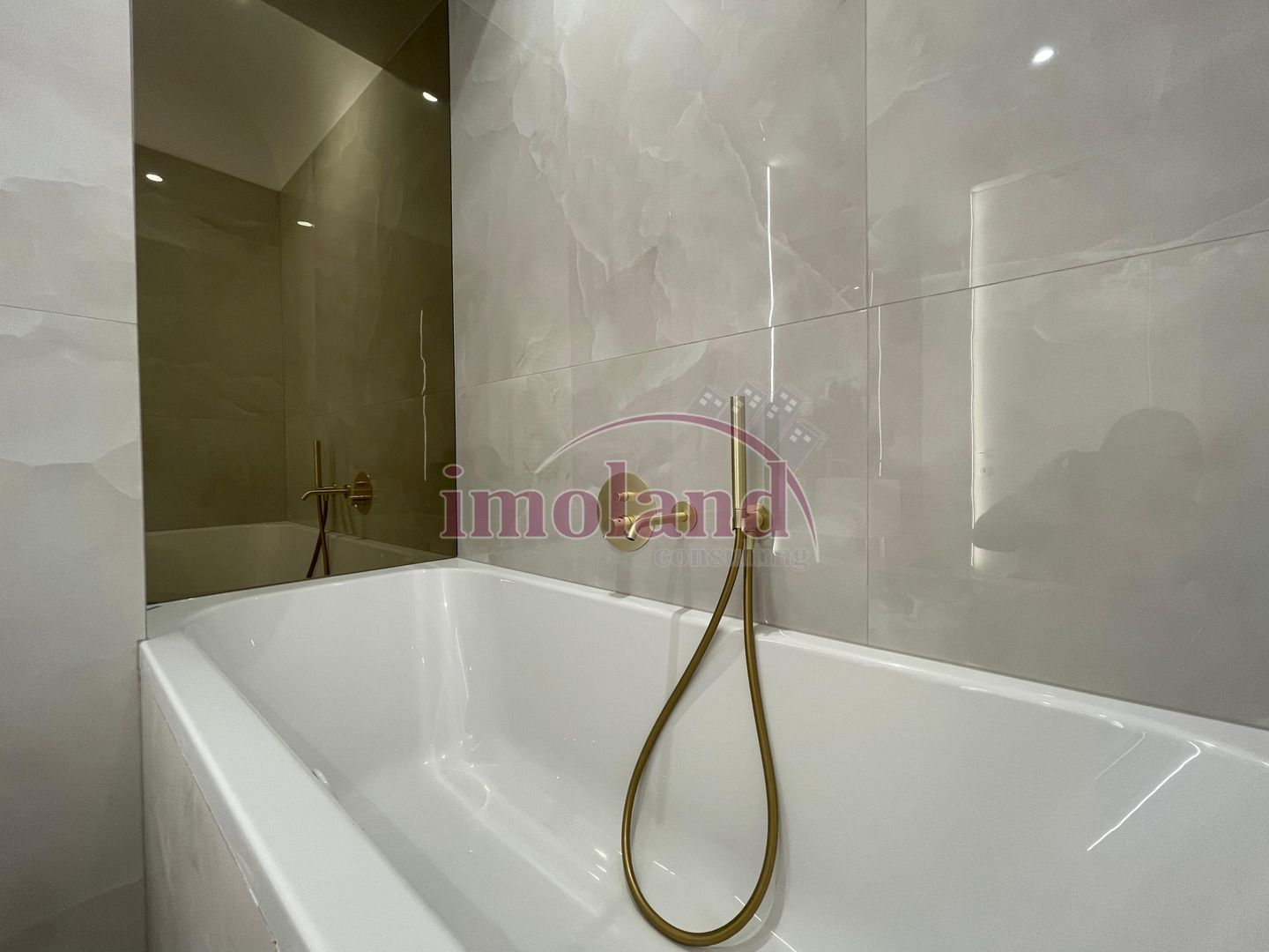 Vanzare apartament 2 camere - Cortina North / Pipera mobilat si utilat - Poză 24