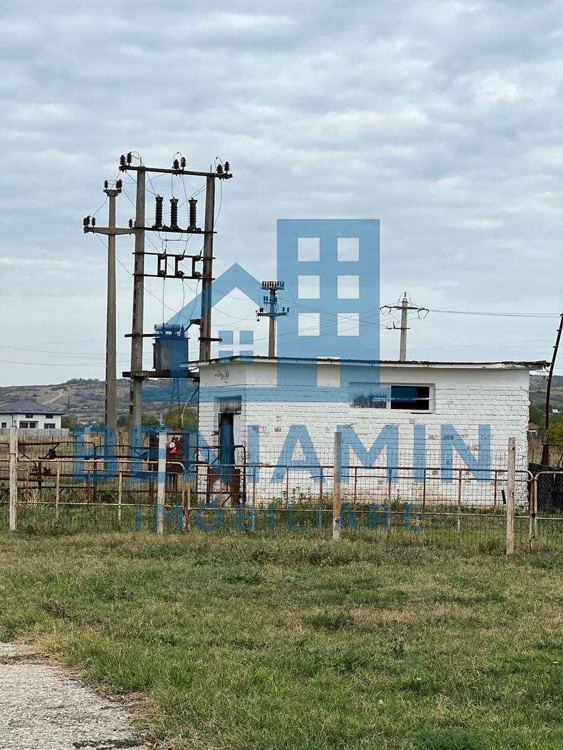 60.000mp Ferma de bovine, păsări, porcine, culturi agricole Diverse - Poză 1