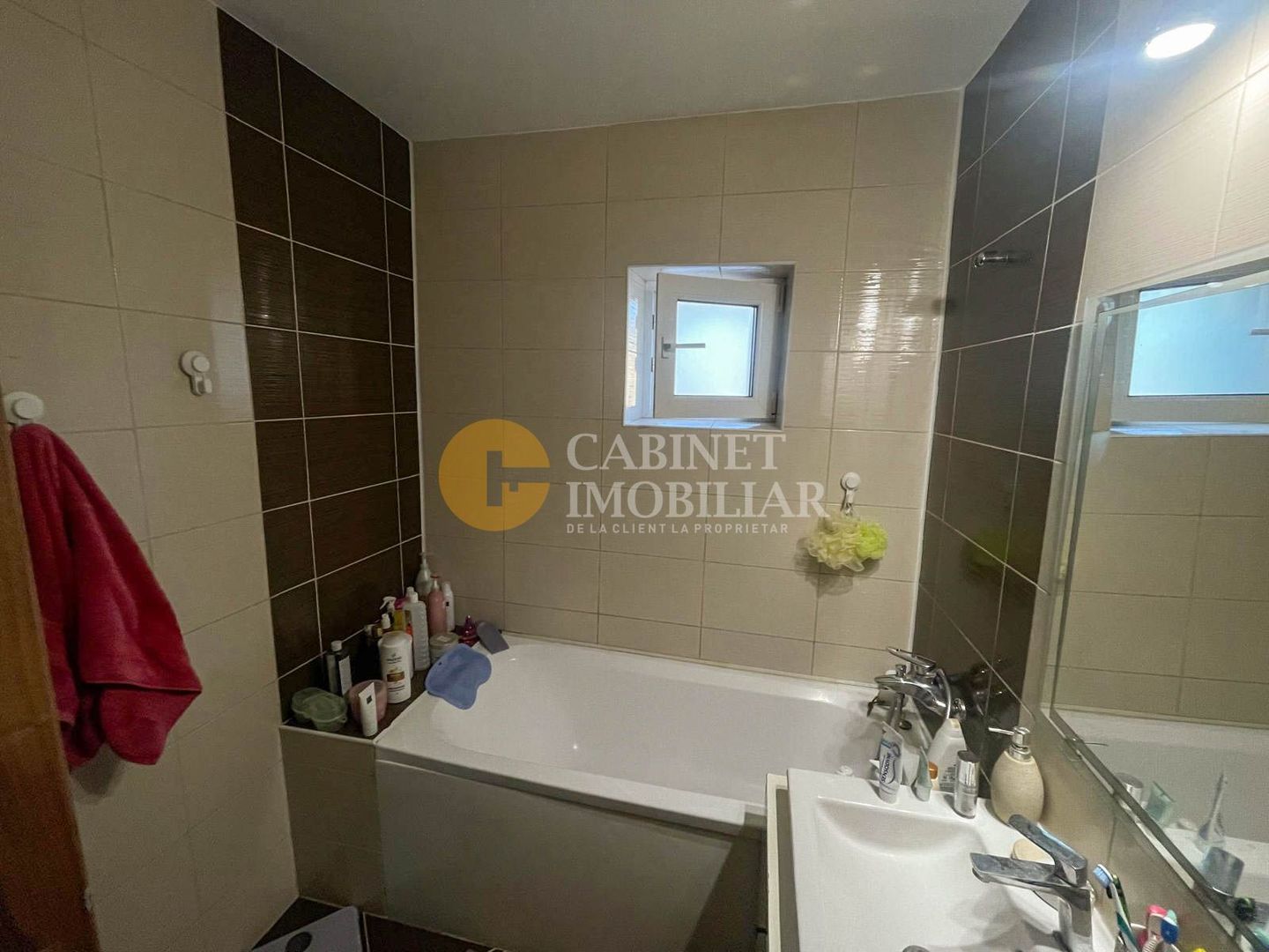 3 camere decomandat + 2 Bai - 72mp-  zona Dacia - Poză 4