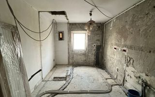 Apartament de vânzare 2 camere Gherla zona Centrala - Poză 1