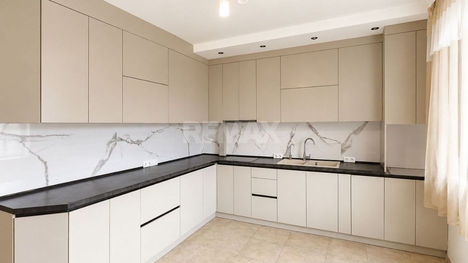 Cojușna - Casă 6 Dormitoare + Living | 259 m² | teren 10,81 ari | 249.000 € - Poză 3