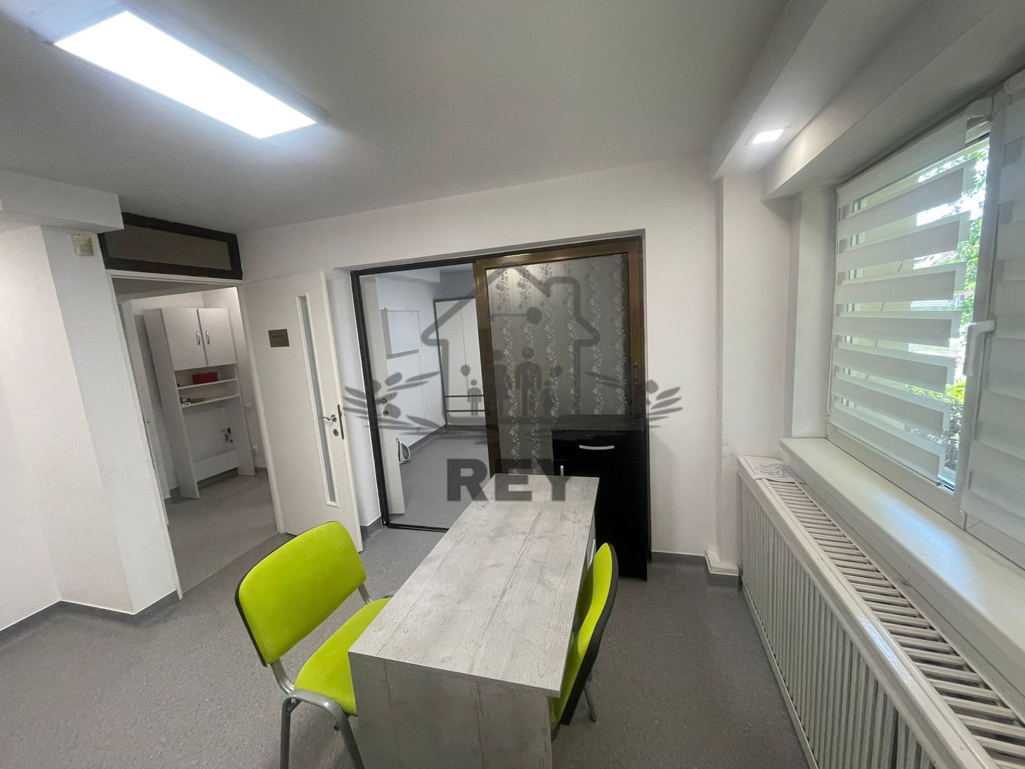 Se închiriază / vinde spațiu comercial zona centrlă - Poză 4