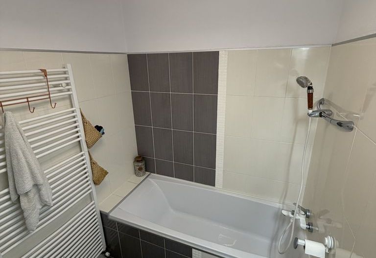 BRASADAS vinde ap 3 Cam + Loc Parcare in Micro 16. - Poză 8