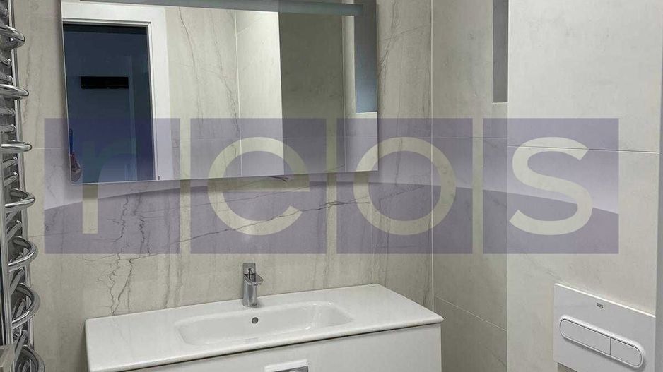 VANZARE APARTAMENT DEOSEBIT PE DOUA NIVELURI | 300MP | ARCUL DE TRIUMF - Poză 2