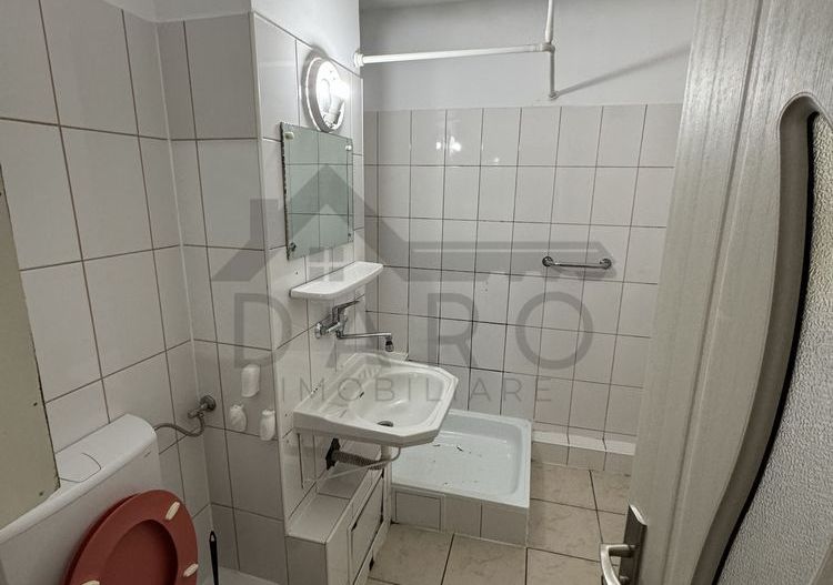 De inchiriat apartament cu 2 camere in cartierul Unirii, zona Darina - Poză 2