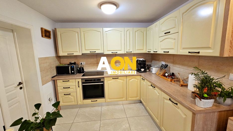 Casa cu 5 camere, 868 mp teren, ideala pt. 2 familii, zona Valea Popii - Poză 6