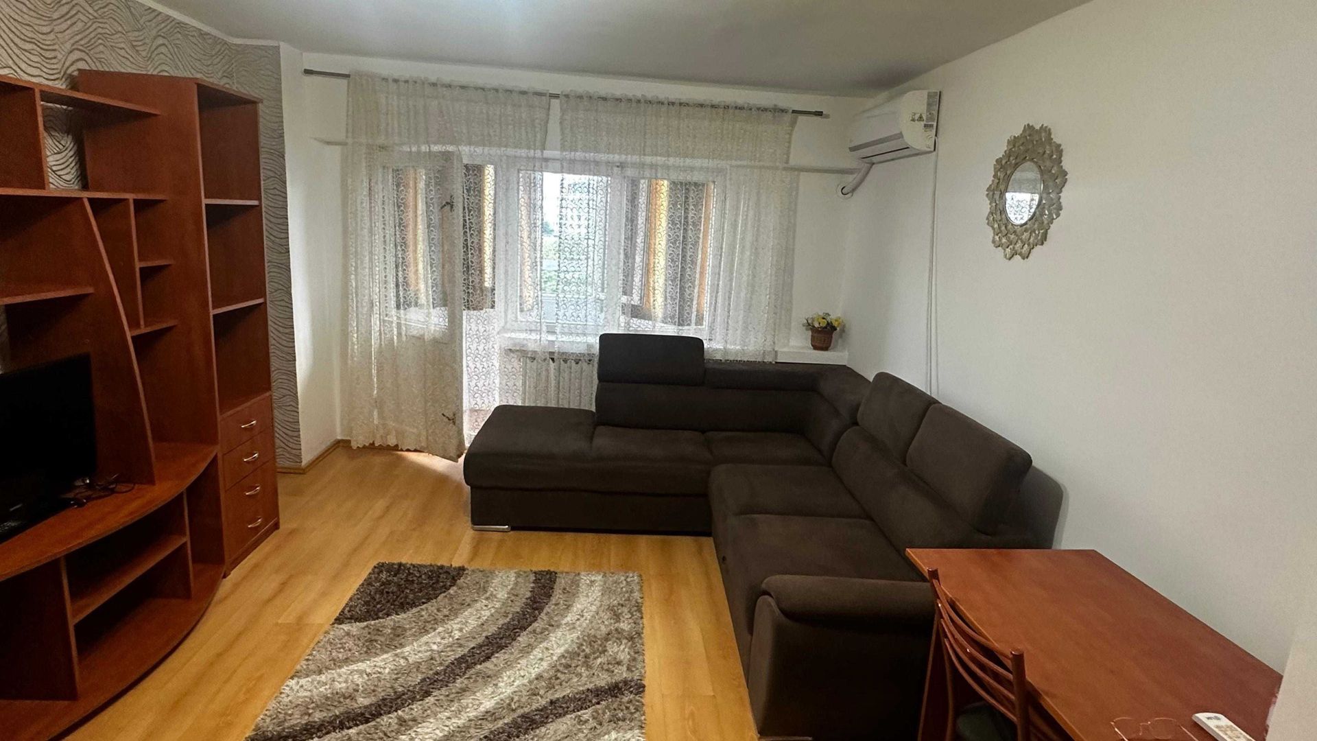 garsoniera langa metrou Mihai Bravu - Poză 1