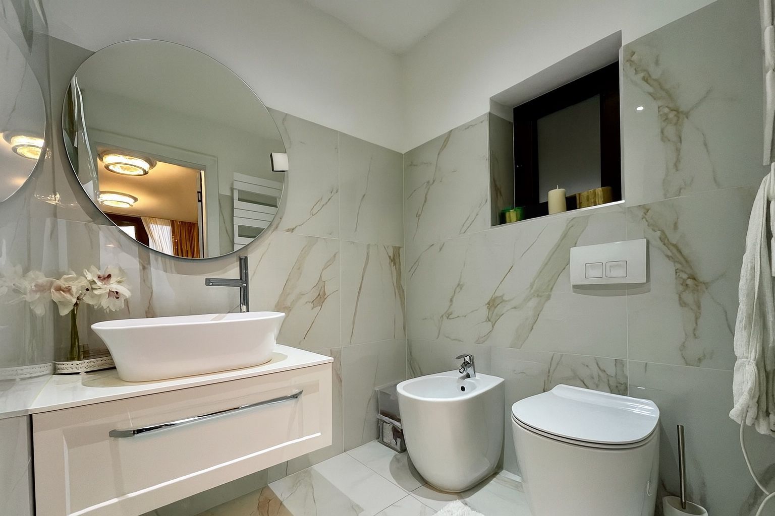 CASA COMPLET UTILATA SI MOBILATA MODERN CU GRADINA | 1100 MP |MARGINEA - Poză 33