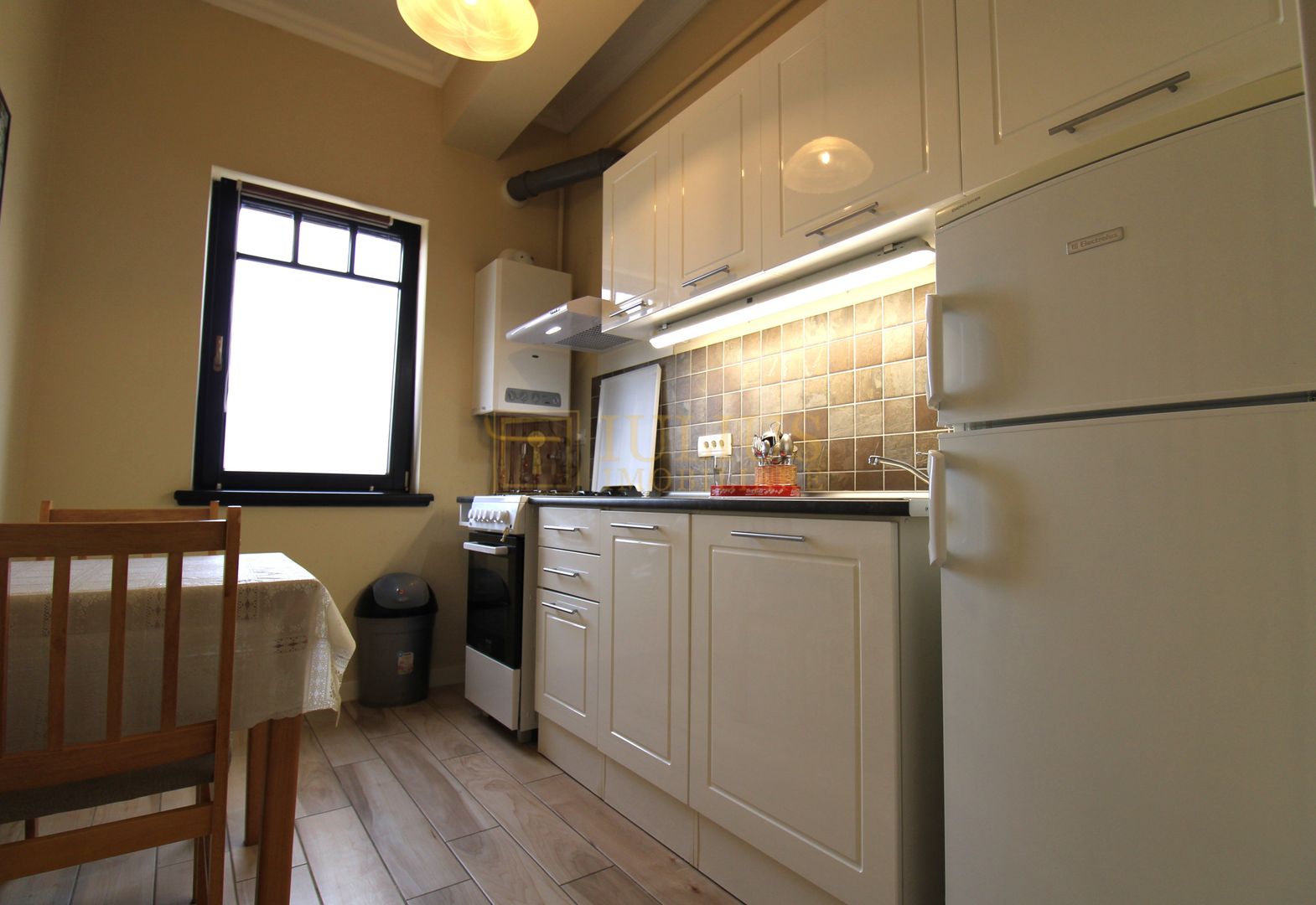 Bloc nou, loc de  parcare-langa Dumbrăvița - Poză 7