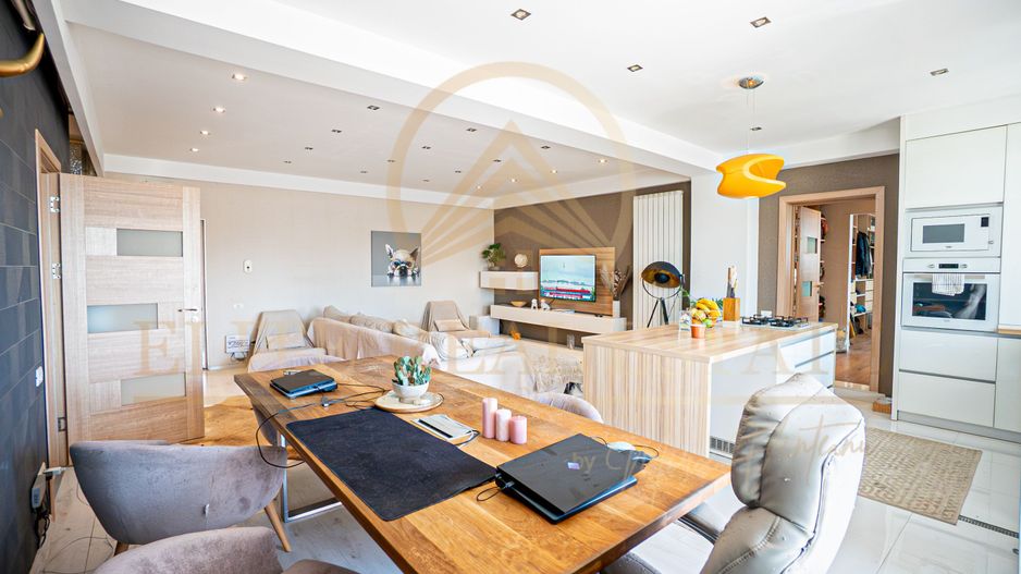 Apartament 3 camere Palazu Mare – 121 mp cu vedere la lac si parcare - Poză 5