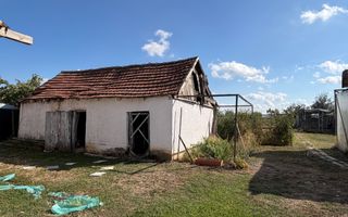 Casă cu livadă, grădină și anexe, | Les | Oradea - Poză 10