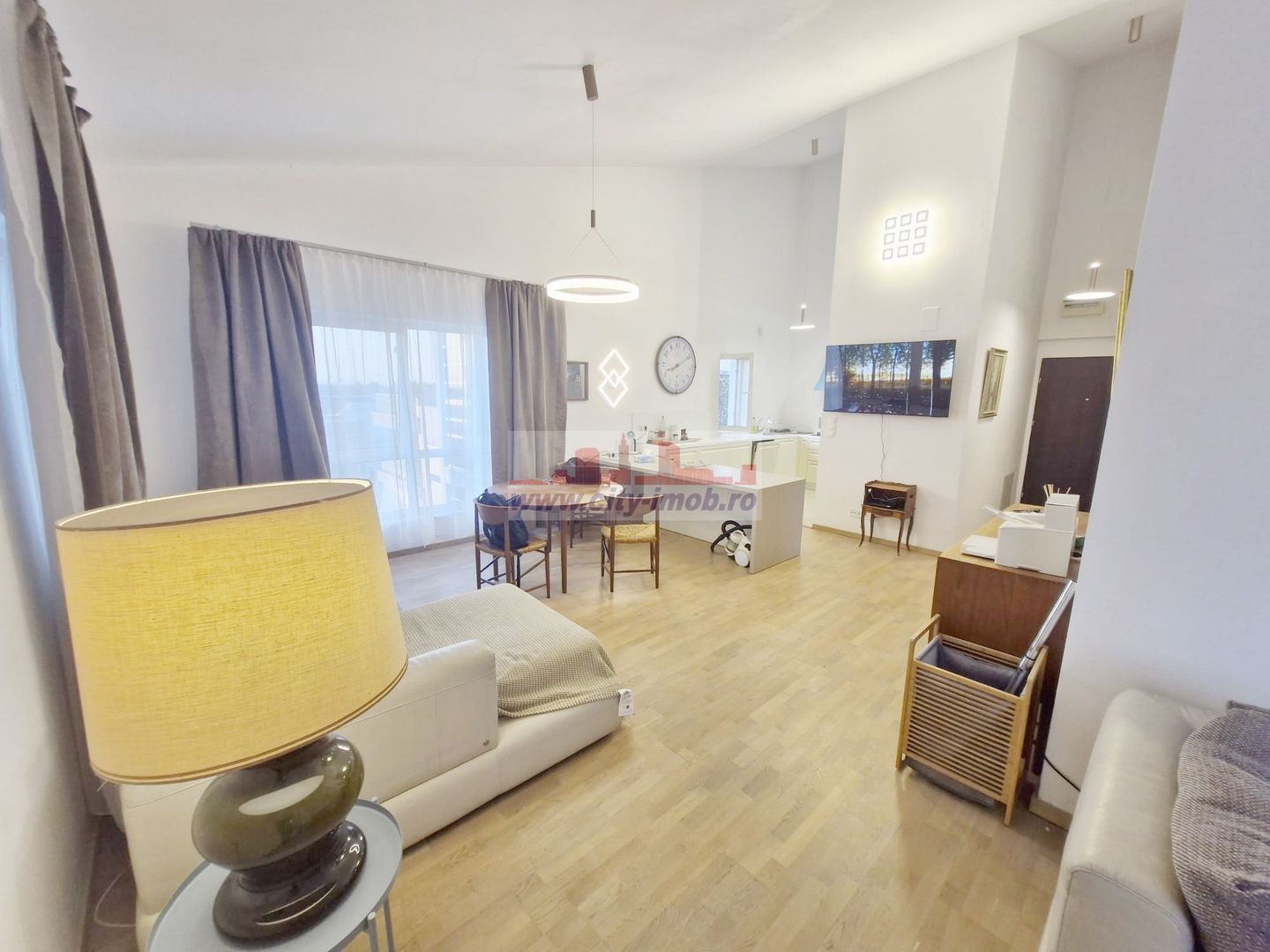 Inchiriere apartament 2 camere Baneasa Complex Rezidential - Poză 1