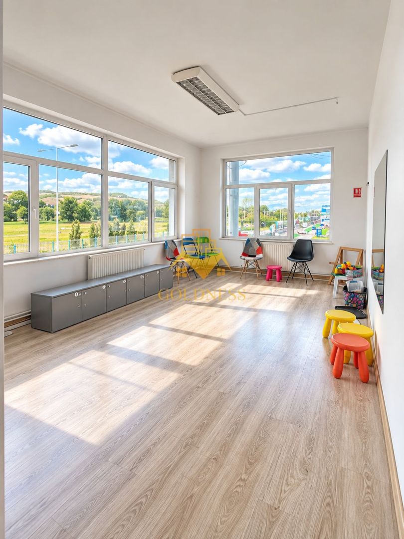 Spatiu comercial/ birouri, aprox. 200 mp, lângă METRO, BMW, Floresti - Poză 10