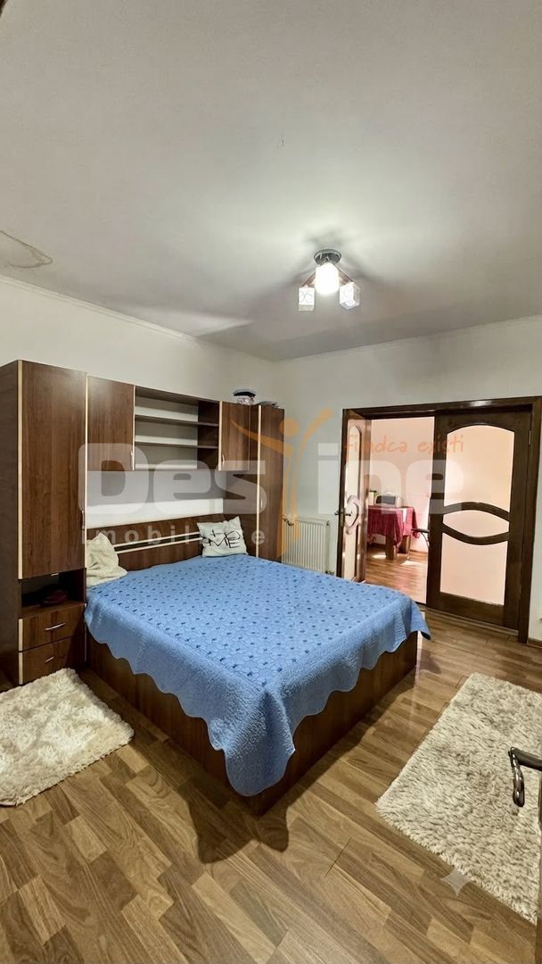 Casa spatioasa cu teren de 800 mp, Muntenii de Jos - 5 camere - Poză 17